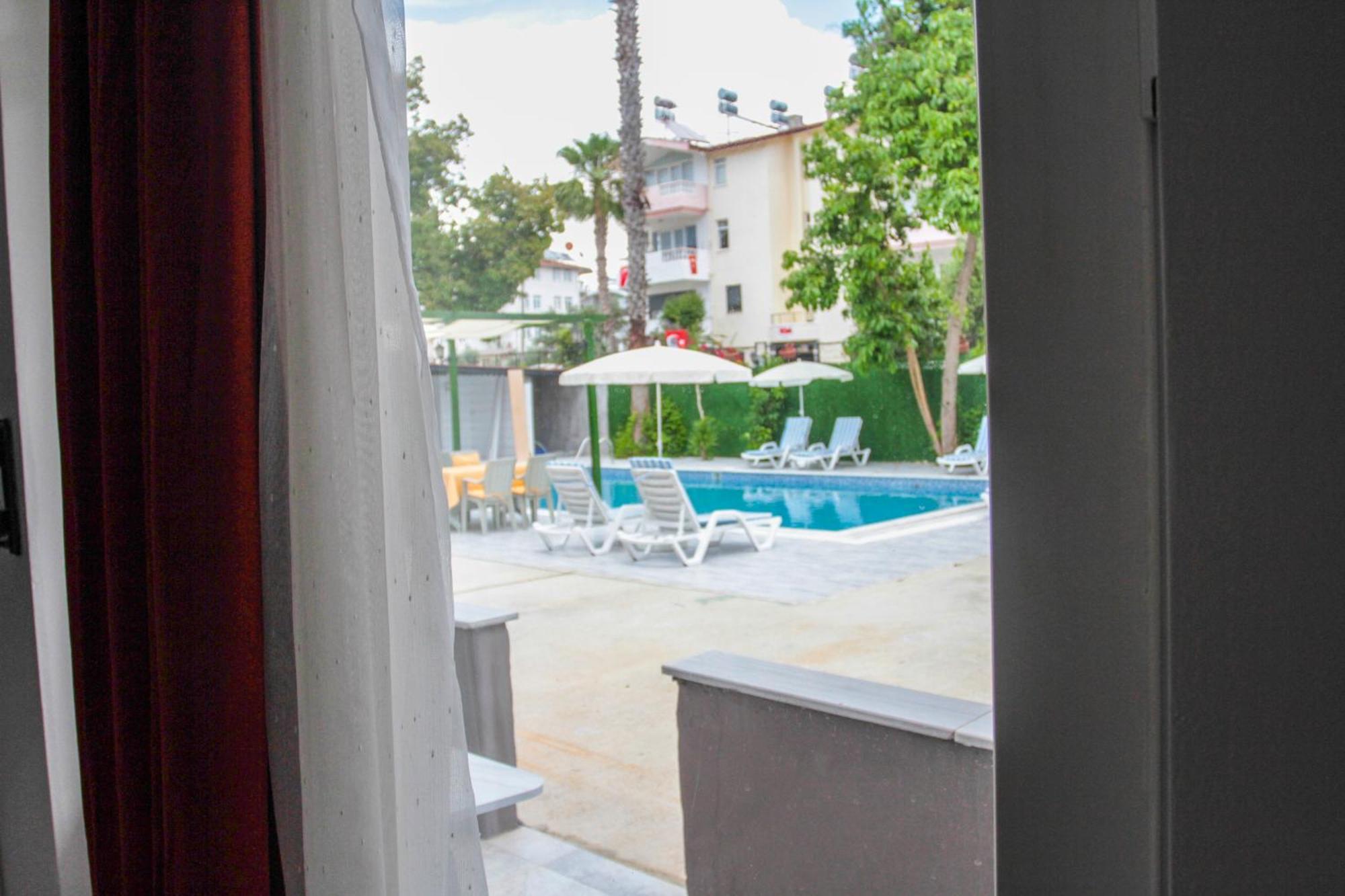 Hillside Apart Hotel Экстерьер фото
