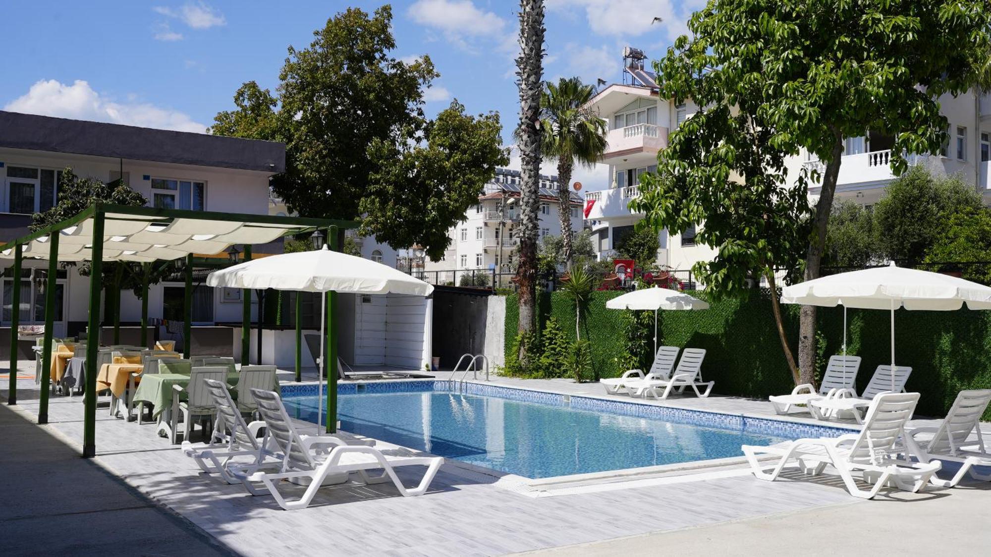 Hillside Apart Hotel Экстерьер фото