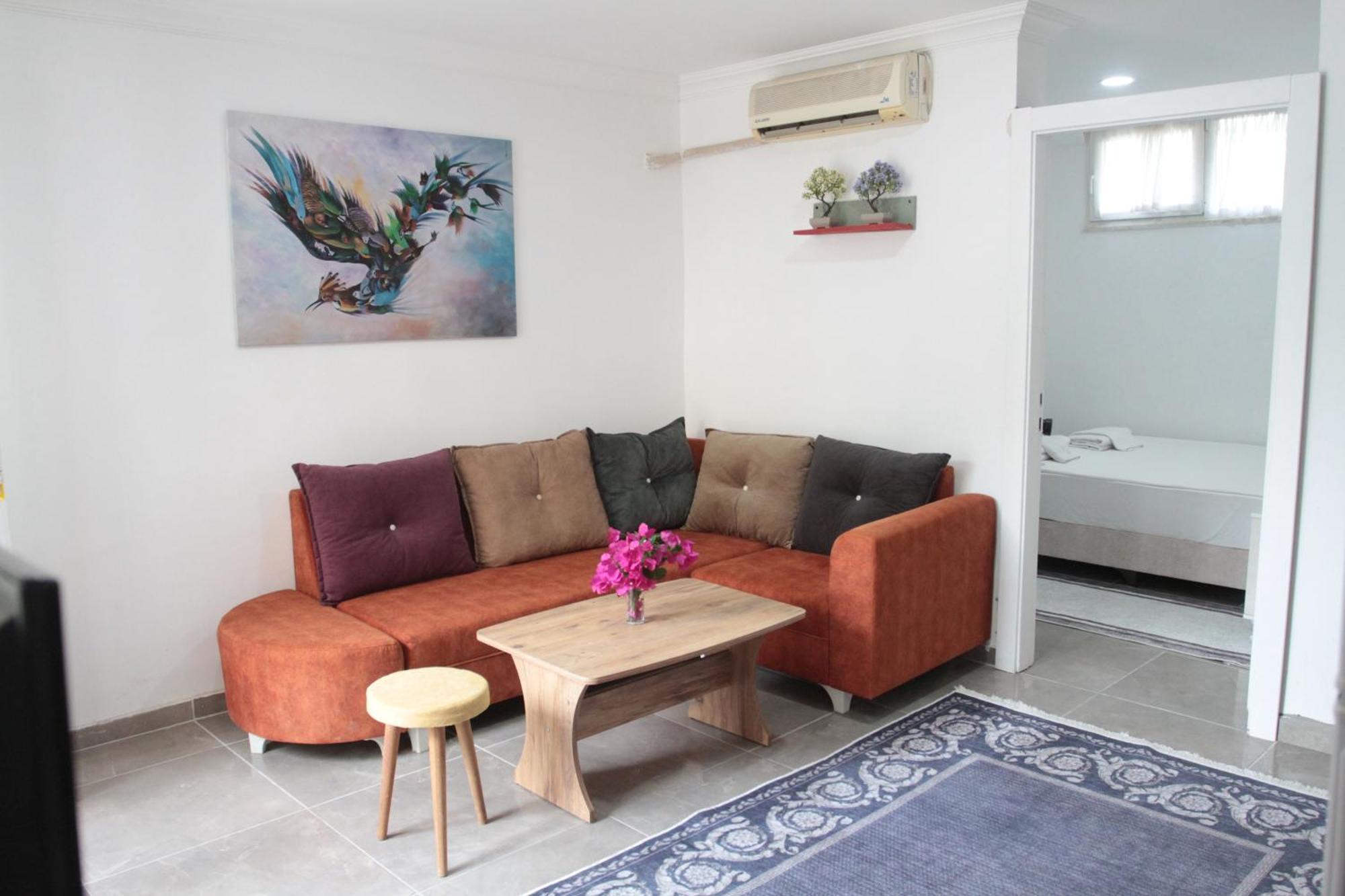 Hillside Apart Hotel Экстерьер фото